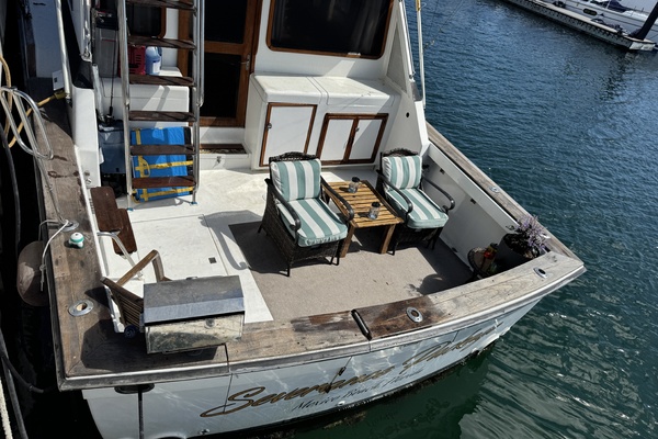 Severance Package 48ft Ricker Yacht For Sale
