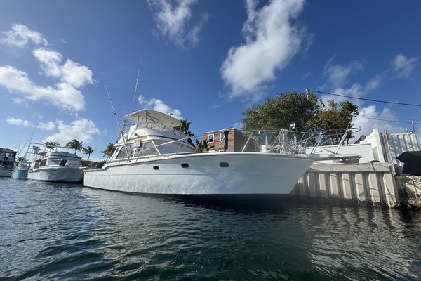 Severance Package 48ft Ricker Yacht For Sale