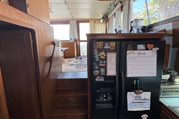 Severance Package 48ft Ricker Yacht For Sale