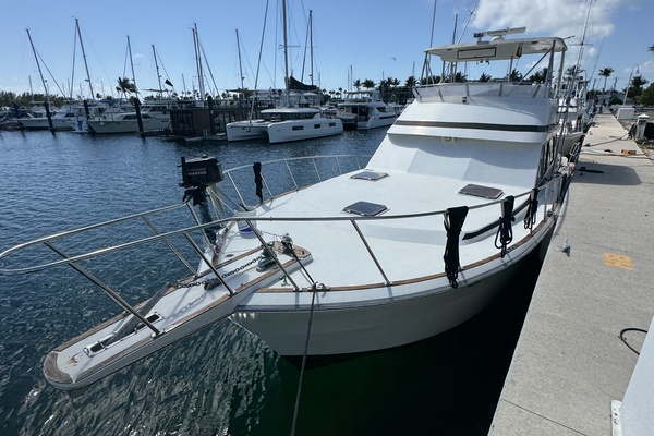 Severance Package 48ft Ricker Yacht For Sale