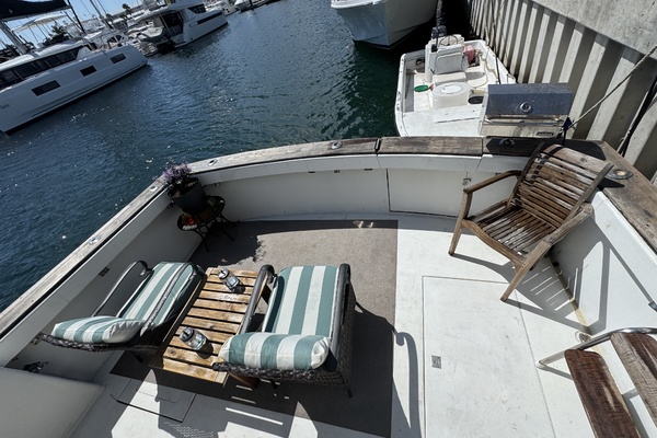 Severance Package 48ft Ricker Yacht For Sale
