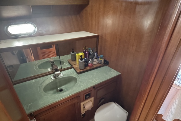 Severance Package 48ft Ricker Yacht For Sale