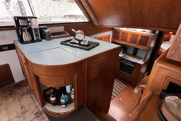 Severance Package 48ft Ricker Yacht For Sale