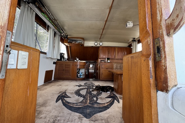 Severance Package 48ft Ricker Yacht For Sale