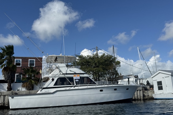 Severance Package 48ft Ricker Yacht For Sale