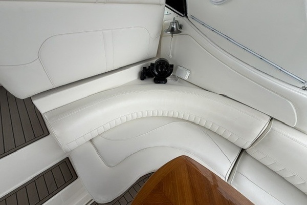 Cockpit seating