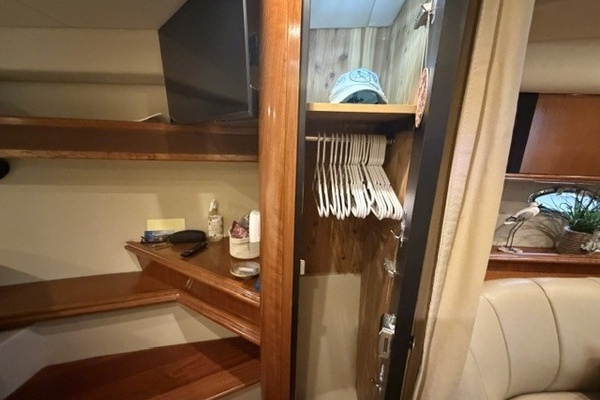 Forward hanging locker