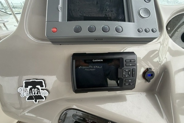 Garmin chartplotter