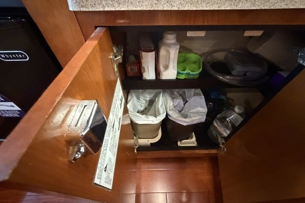 Galley storage