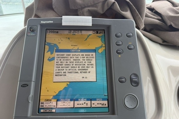 Raymarine chartplotter/radar