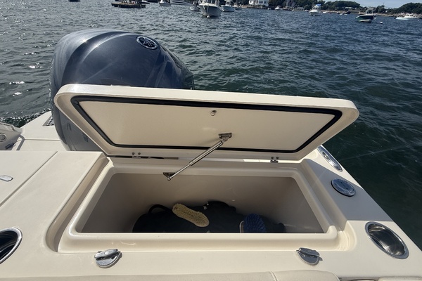 23ft Grady White Yacht For Sale