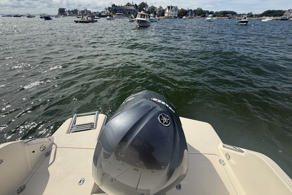 23ft Grady White Yacht For Sale