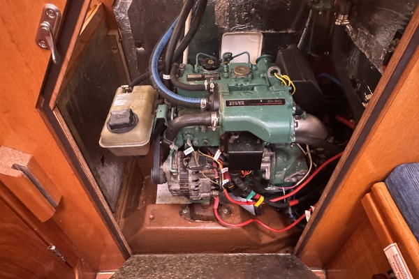 Conjecture 37ft Bavaria Yacht For Sale