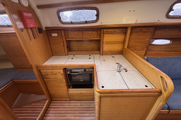 Conjecture 37ft Bavaria Yacht For Sale