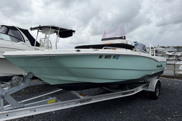 21ft NauticStar Yacht For Sale