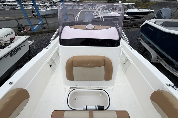 21ft NauticStar Yacht For Sale