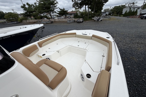 21ft NauticStar Yacht For Sale