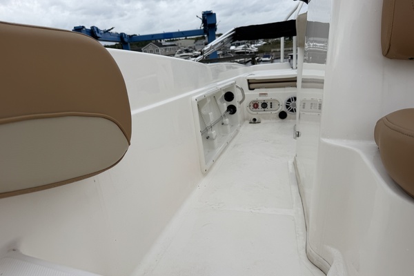 21ft NauticStar Yacht For Sale
