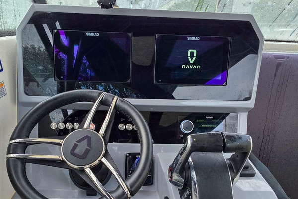 33ft Navan Yacht For Sale