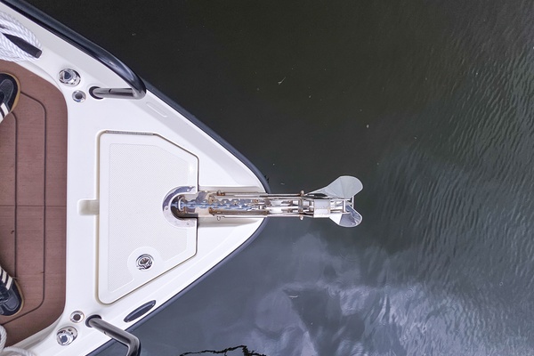 33ft Navan Yacht For Sale