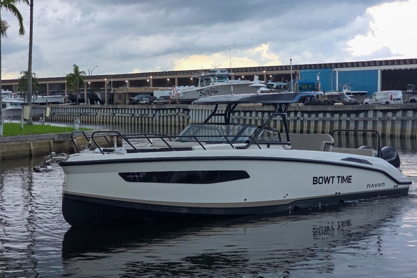 33ft Navan Yacht For Sale