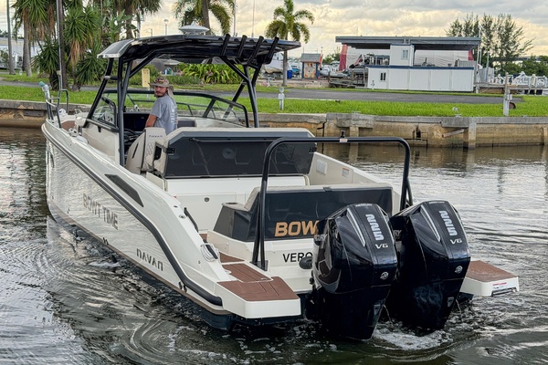 33ft Navan Yacht For Sale