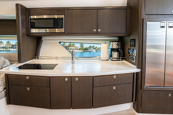 47ft Intrepid Yacht For Sale