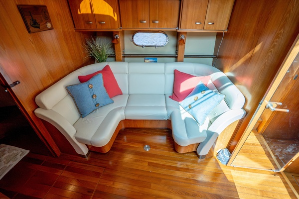 Jayda 58ft Tiara Yachts Yacht For Sale