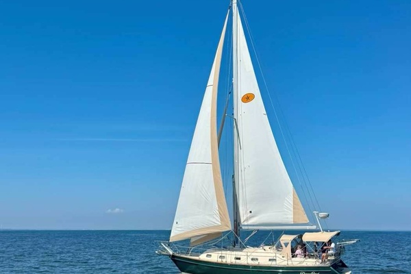 Day One 37ft Island Packet Yacht For Sale