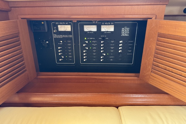 Day One 37ft Island Packet Yacht For Sale