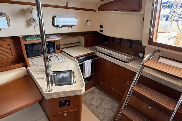Day One 37ft Island Packet Yacht For Sale