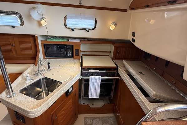 Day One 37ft Island Packet Yacht For Sale