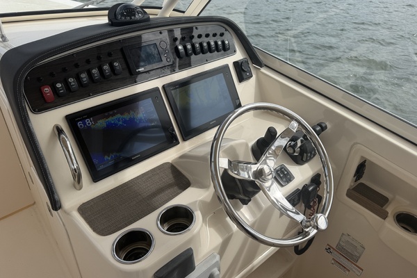 30ft Grady White Yacht For Sale
