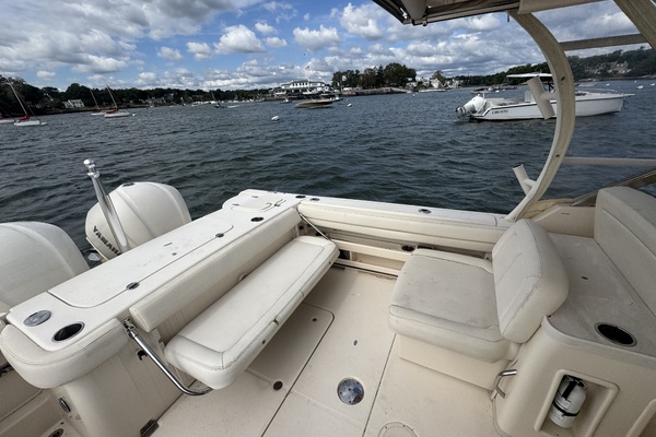 30ft Grady White Yacht For Sale