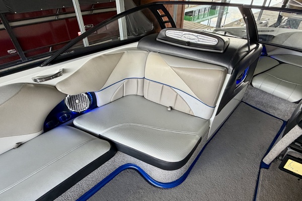 24ft Malibu Yacht For Sale