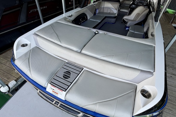 24ft Malibu Yacht For Sale