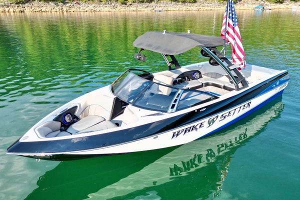 24ft Malibu Yacht For Sale