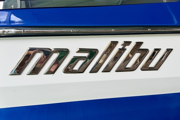 24ft Malibu Yacht For Sale