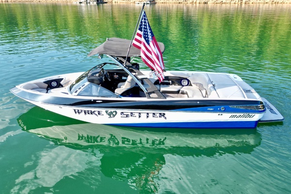 24ft Malibu Yacht For Sale