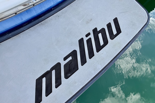 24ft Malibu Yacht For Sale