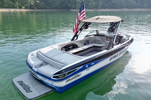 24ft Malibu Yacht For Sale