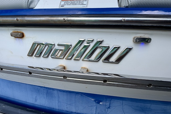 24ft Malibu Yacht For Sale
