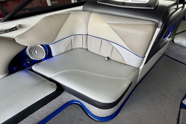 24ft Malibu Yacht For Sale