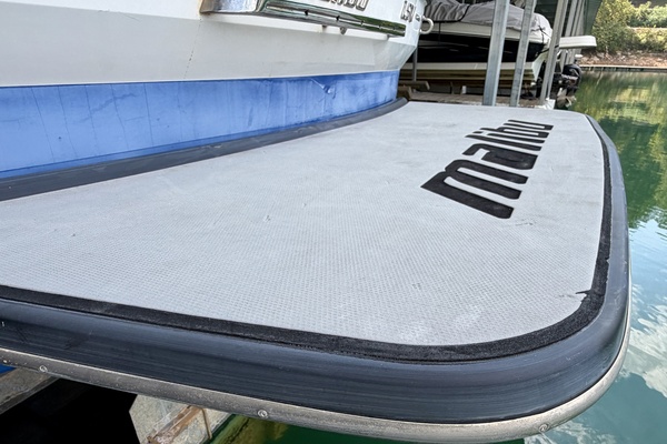 24ft Malibu Yacht For Sale