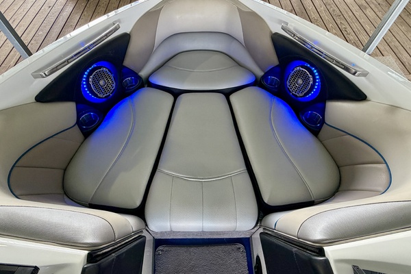 24ft Malibu Yacht For Sale