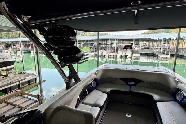 24ft Malibu Yacht For Sale