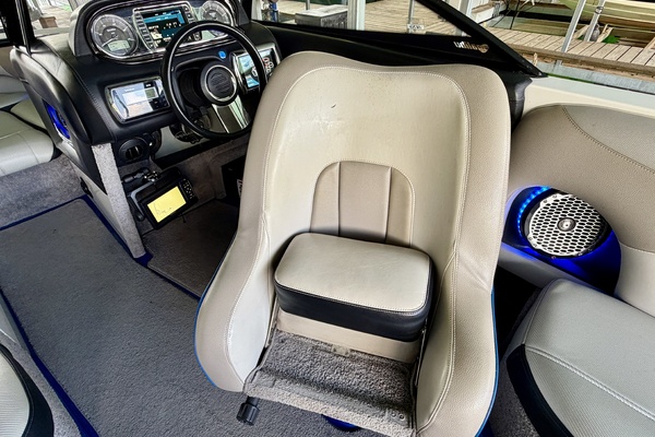 24ft Malibu Yacht For Sale