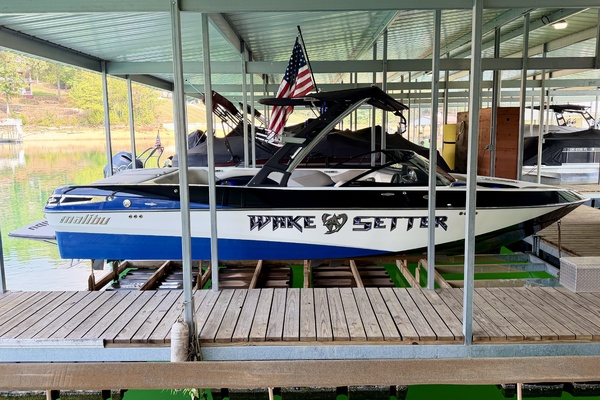 24ft Malibu Yacht For Sale