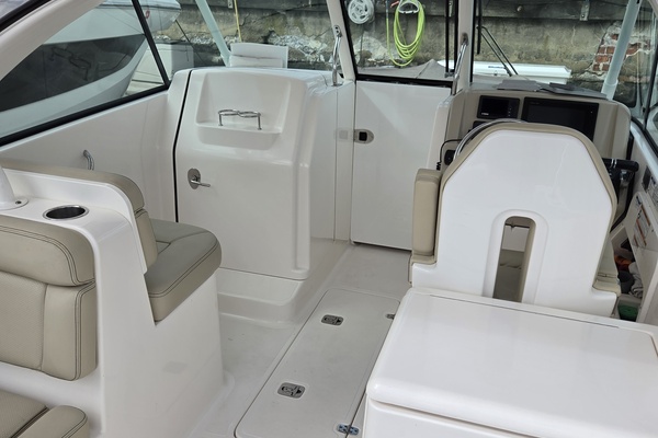 Sullybration 26ft Pursuit Yacht For Sale