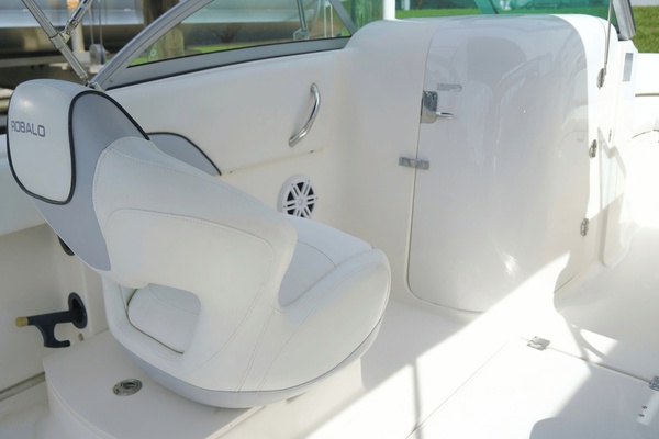 20ft Robalo Yacht For Sale